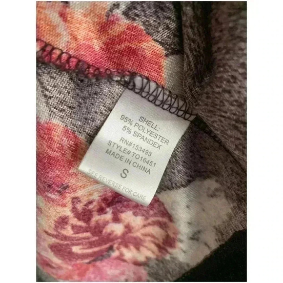 Current Project Women's Shirt Size Small Velvet Floral Top Flare Sleeves - Picture 5 of 9